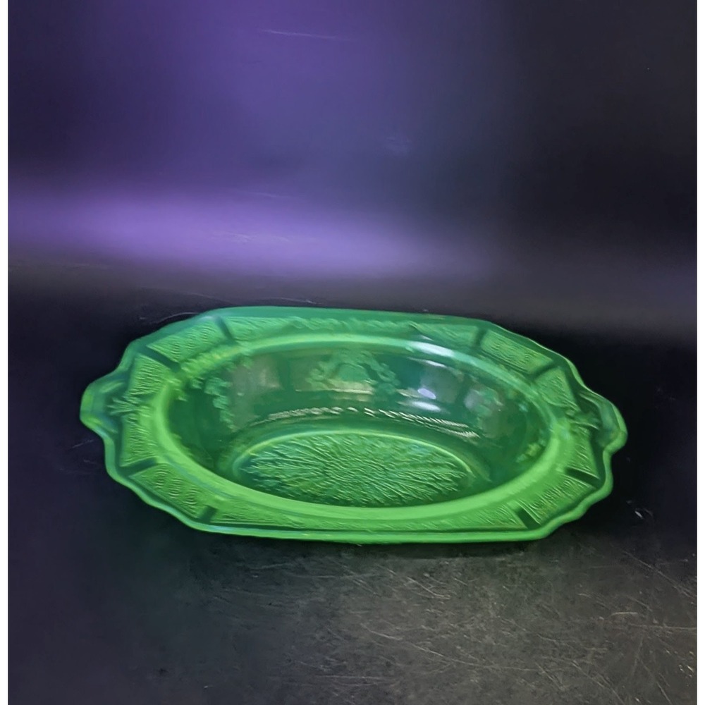 Hocking Glass Princess Green Depression Glass Oval Scalloped Serving Bowl